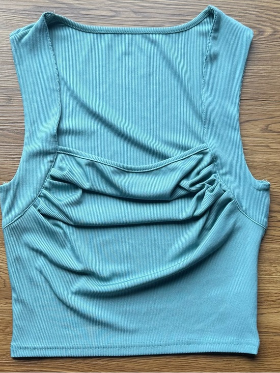 Cider Tops - Sleeveless Ruched Front Crop Tank Top - Teal / Green